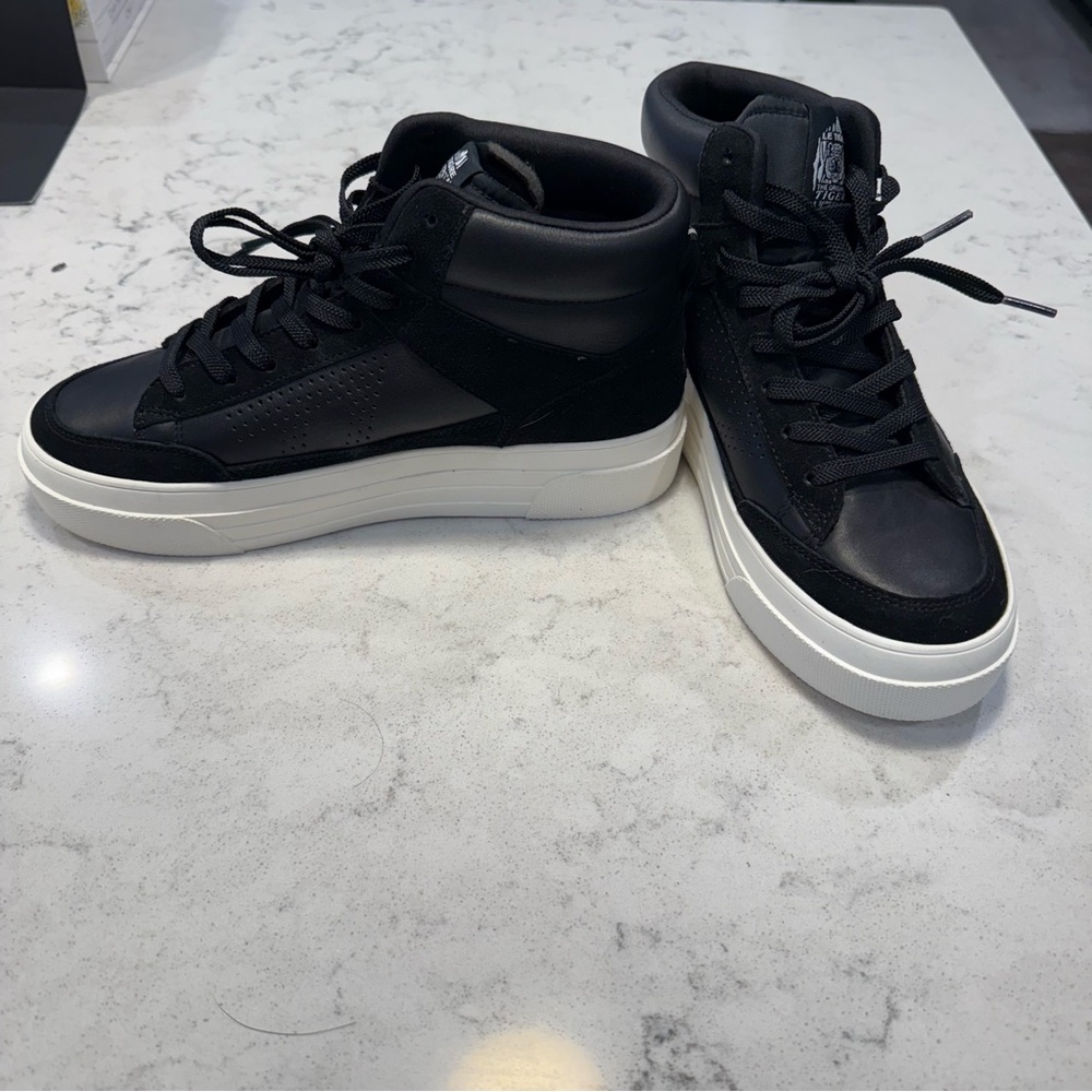 Le Tigre Midtown Hightop Black and White Shoe Size 8.5 - Picture 2 of 12